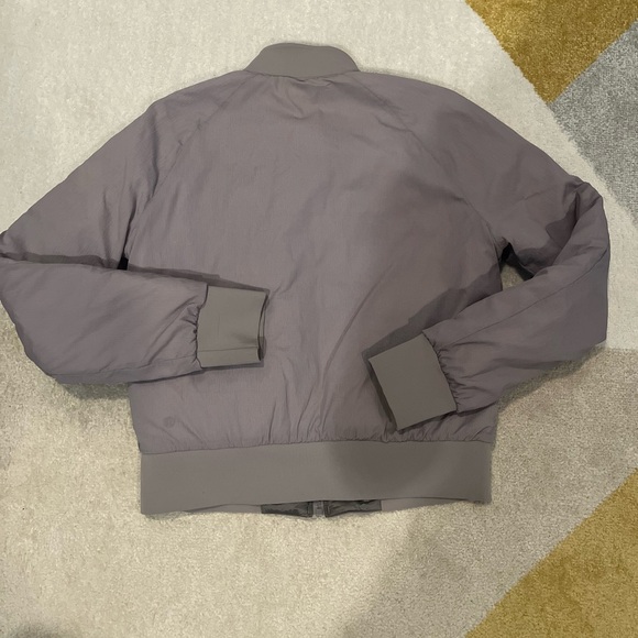 Lululemon nonstop bomber Reversible grey jacket size 6 gray zip up coat medium - Picture 8 of 12